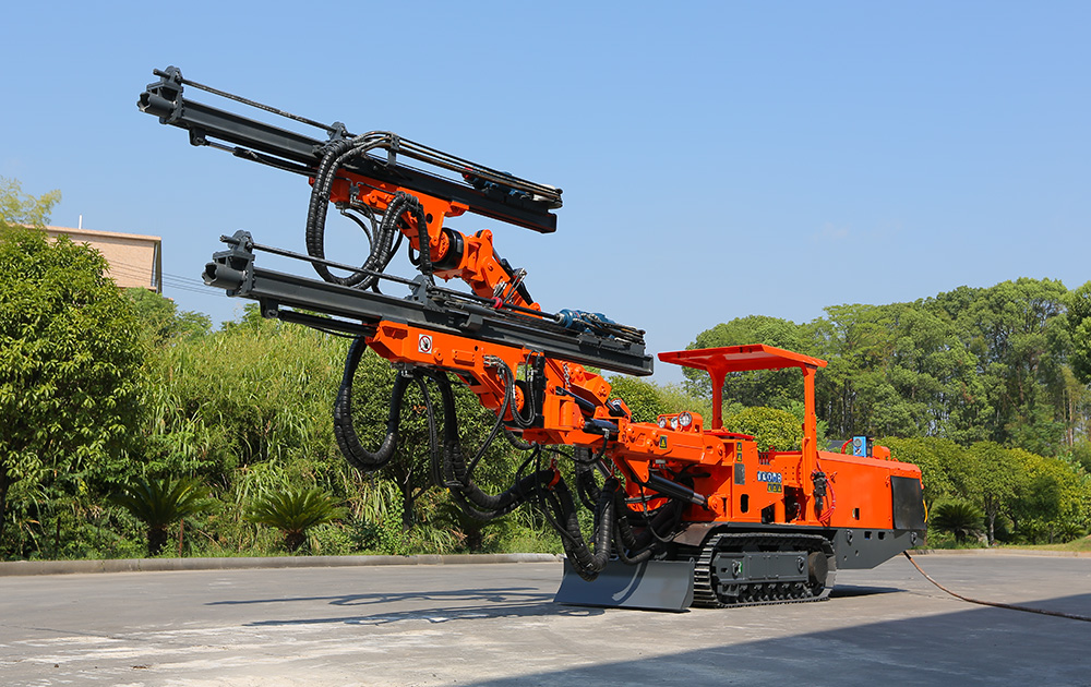 煤礦用履帶式液壓掘進(jìn)鉆車(chē)